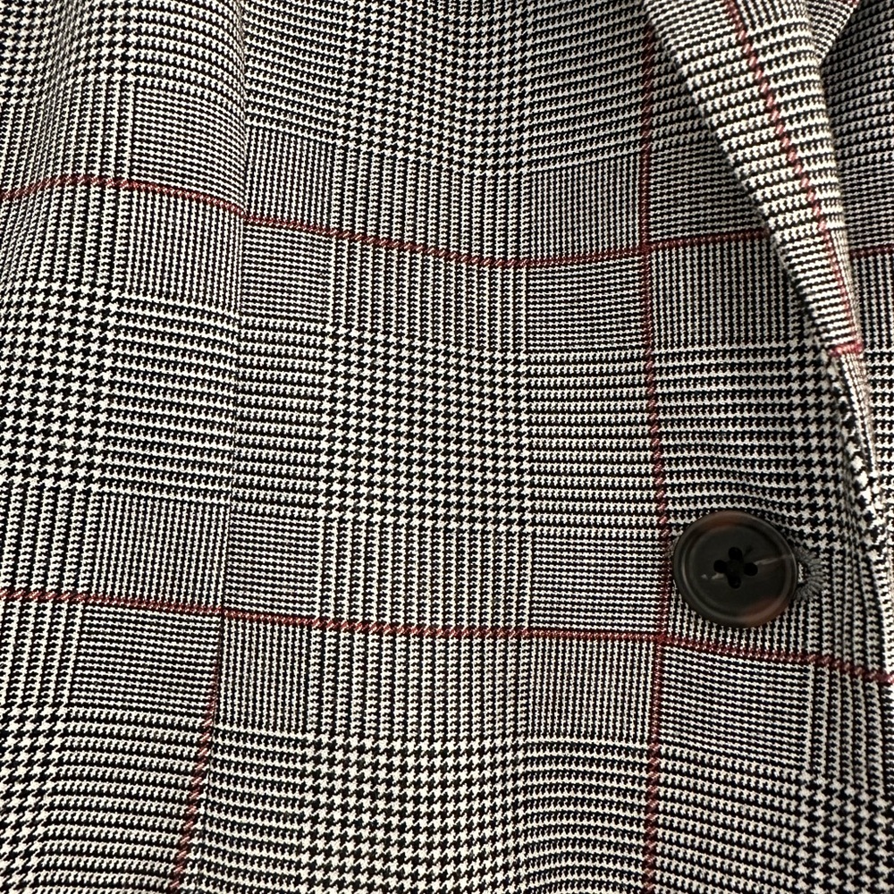 Gray, Black, White and Red Checkered Houndstooth Blazer, Size L - Picture 2 of 5